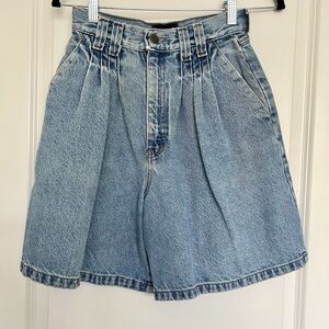 Vintage Sunbelt Denim Size Medium Womens High Waist Pleated Shorts Blue Jean
